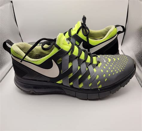 Nike fingertrap max sneakers